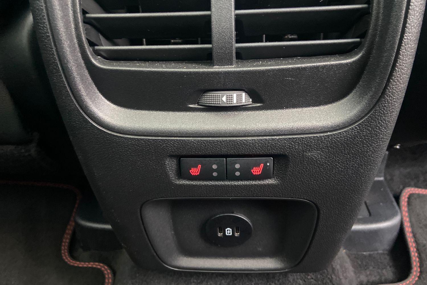 Ford KUGA Photo 33