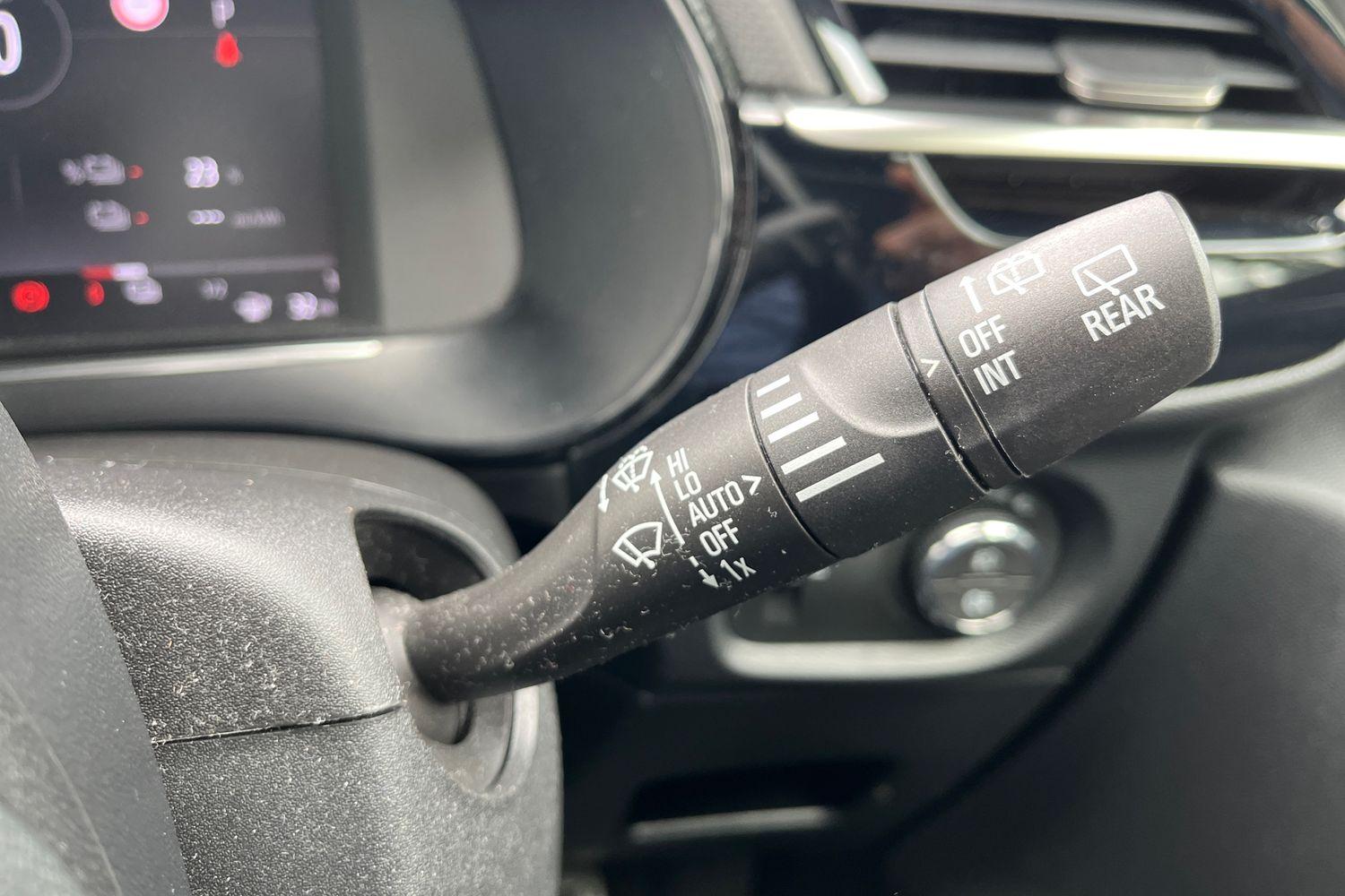 Vauxhall CORSA Photo 14