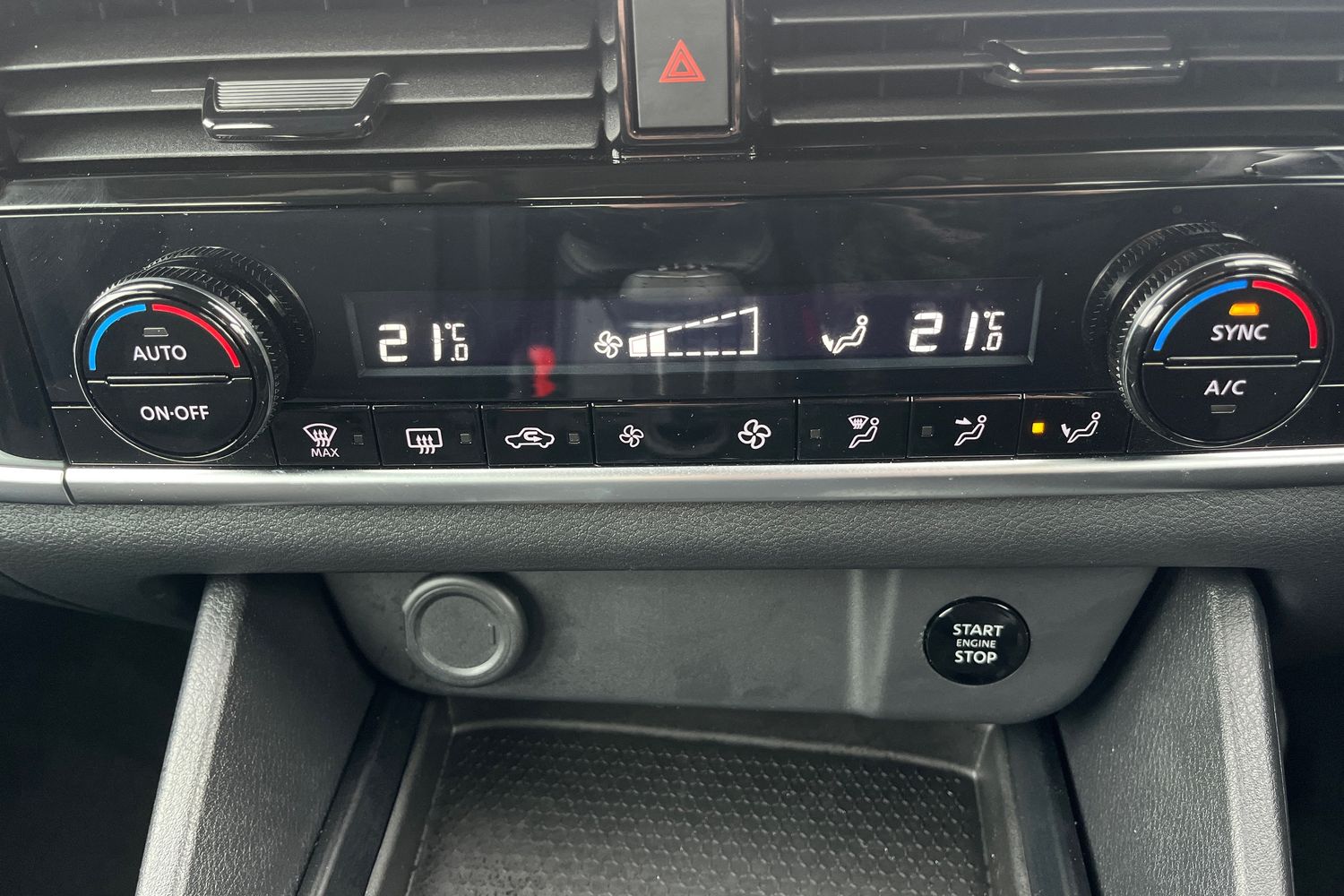 Nissan Qashqai Photo 32