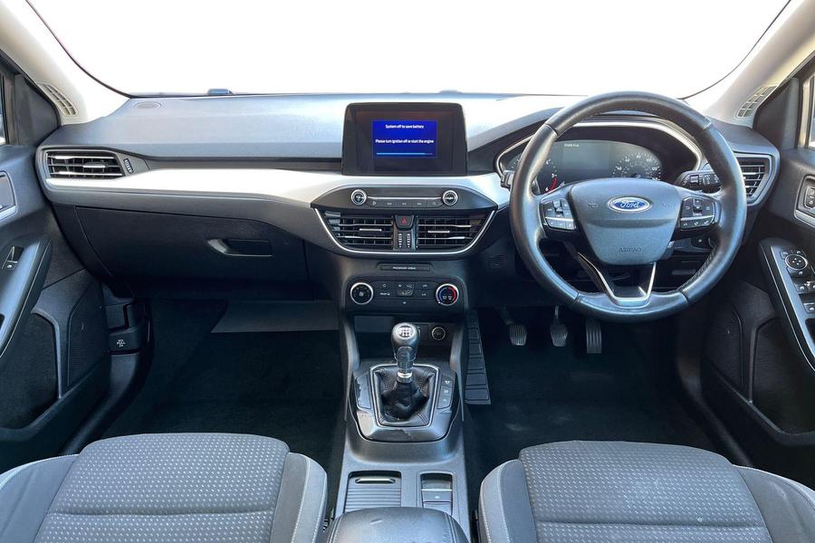 Ford Focus Photo autoimg-c47be966b9351841d5c99cb47affd8267d9b1a26.jpg