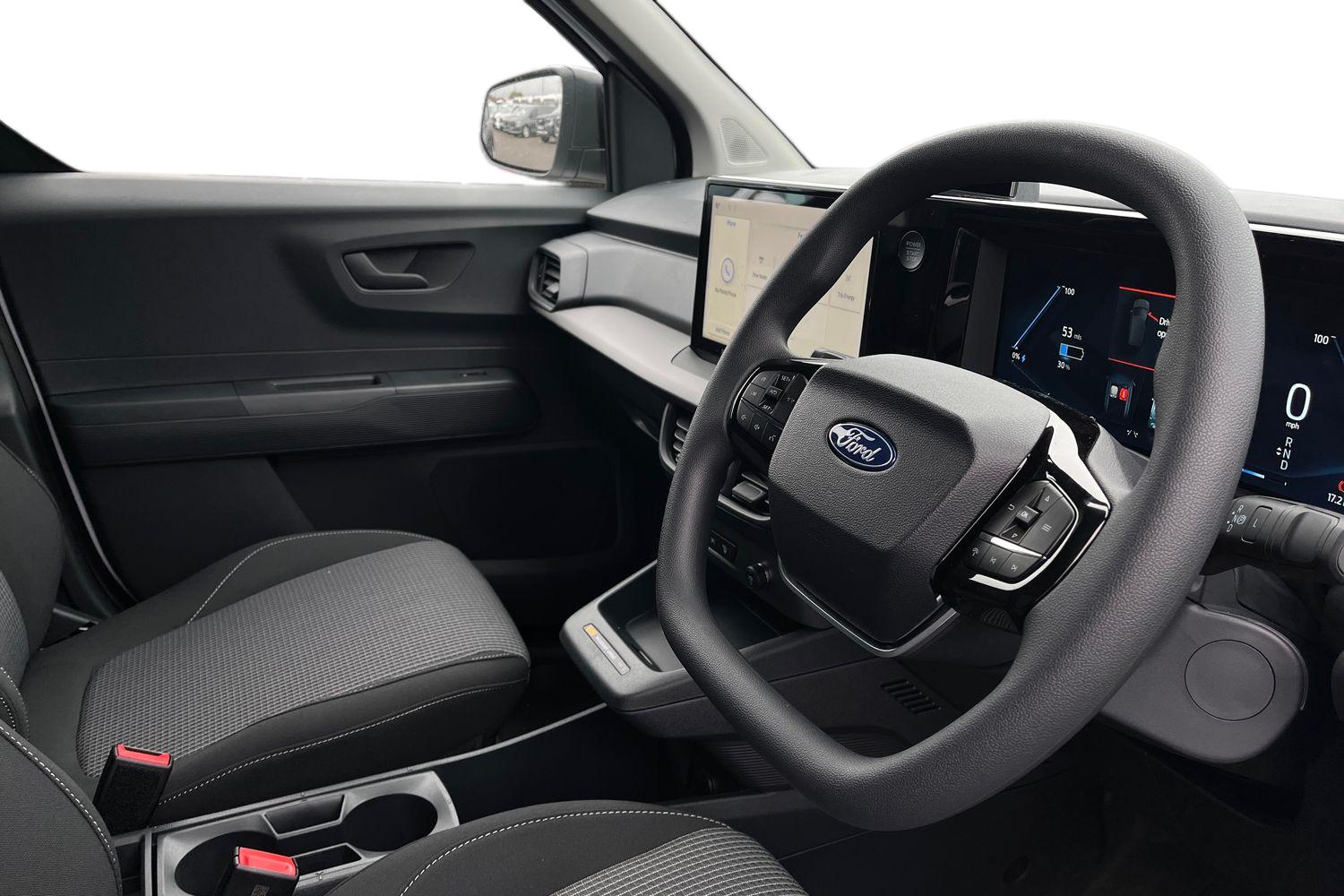 Ford TRANSIT COURIER Photo 13