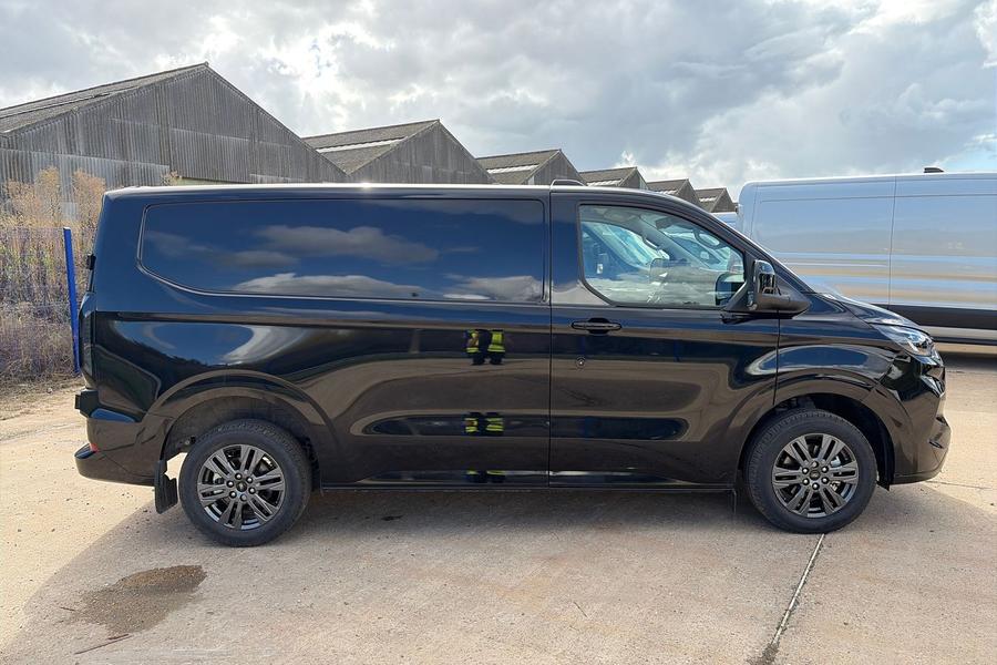 Ford TRANSIT CUSTOM Photo autoimg-c47c61c2aee0018267da0d954775de284b95f6d7.jpg