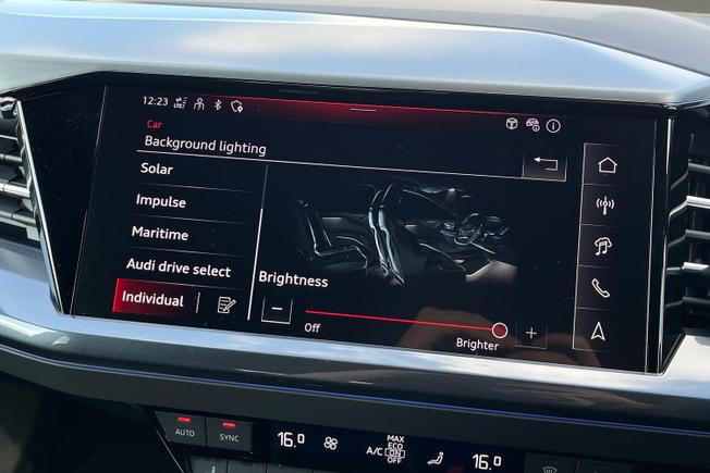 Audi Q4 e-tron Photo 34