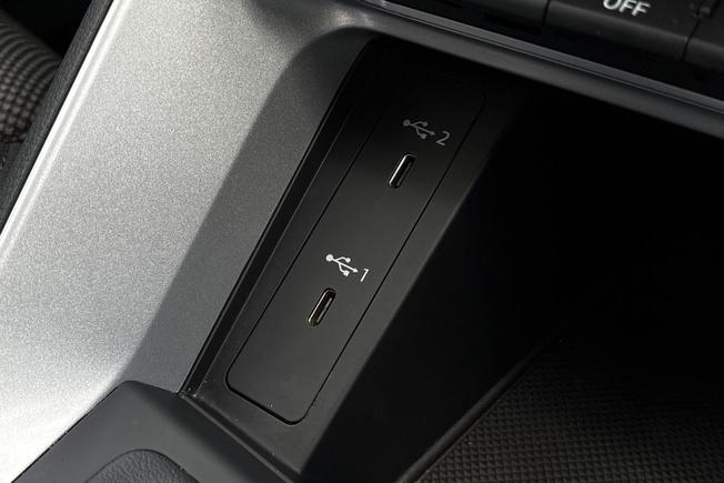 AUDI Q3 Photo 28