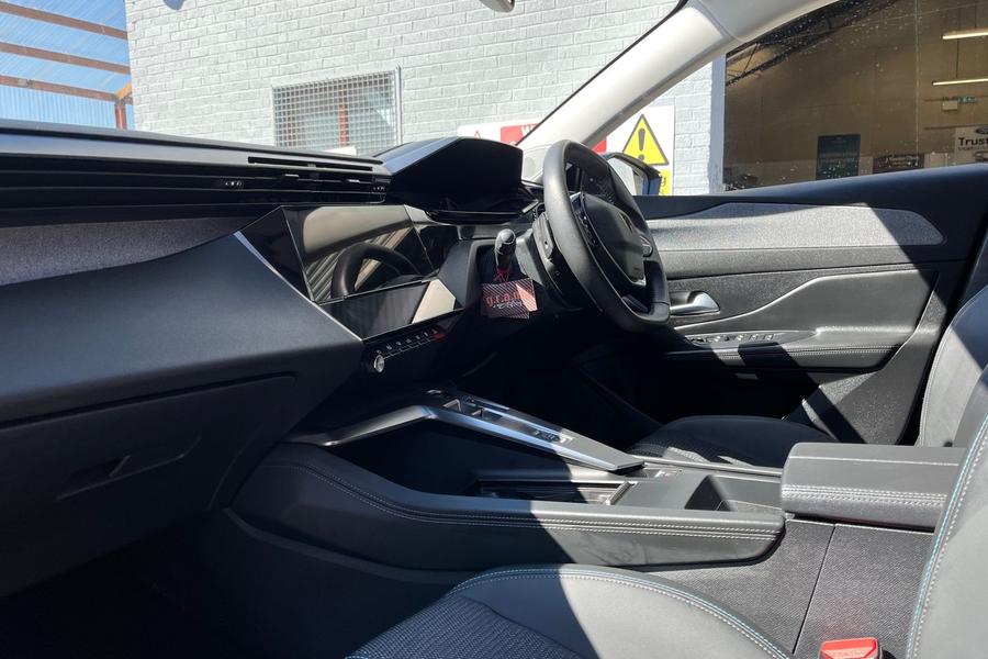 Peugeot 308 Photo autoimg-c49530d4ec7e5474f46d6c517b93fca848de211f.jpg