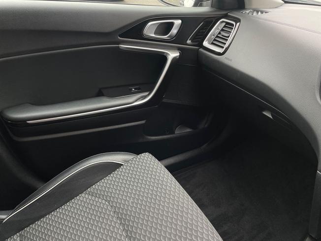 Kia Xceed Photo 52