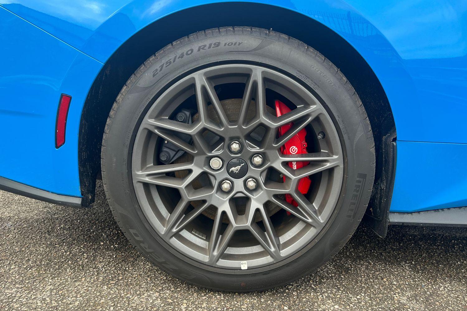 Ford MUSTANG Photo 7