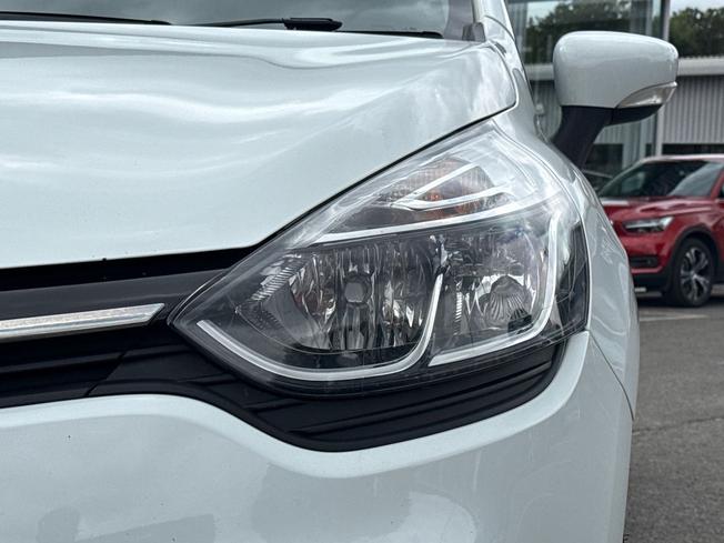 RENAULT Clio Photo 26