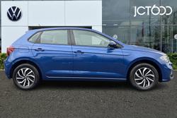 VOLKSWAGEN Polo Photo 4