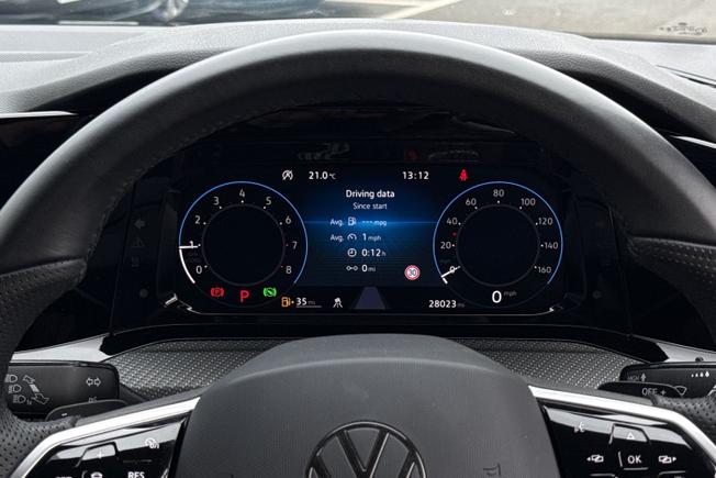 VOLKSWAGEN Golf Photo 15