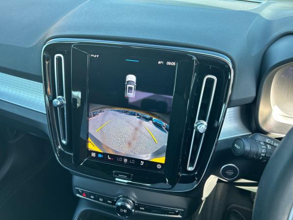 Volvo XC40 Photo autoimg-c4a0f0b0e916ef4d16fb61cb001d2d18b272a9f5.jpg