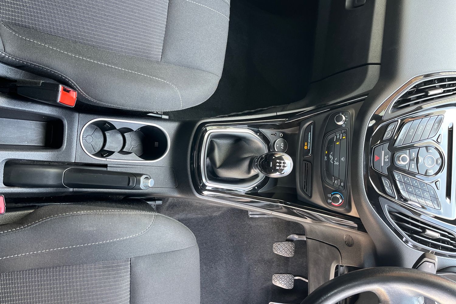 Ford B-MAX Photo 30