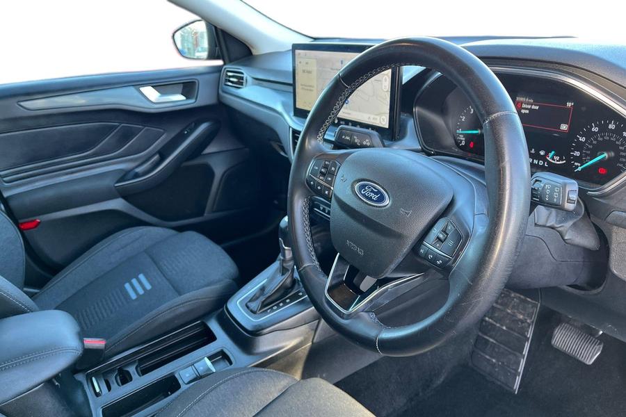 Ford Focus Photo autoimg-c4b11da75a2dd23cb63ebe6ad8769ce3f4e3824e.jpg