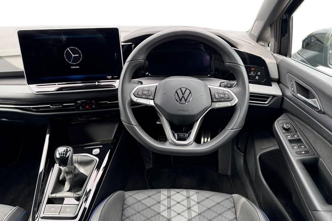 Volkswagen Golf Photo 11