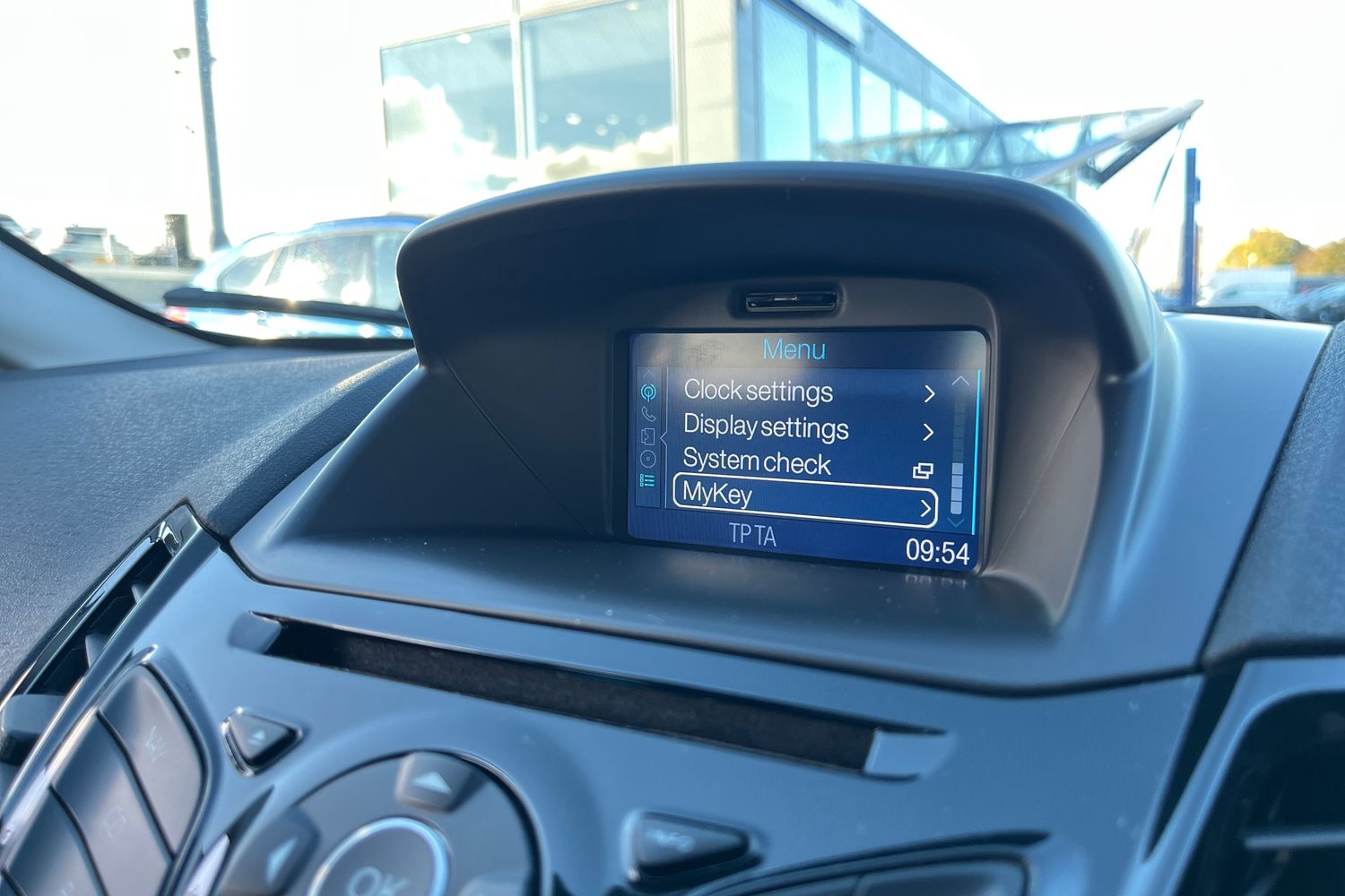 Ford FIESTA Photo 30