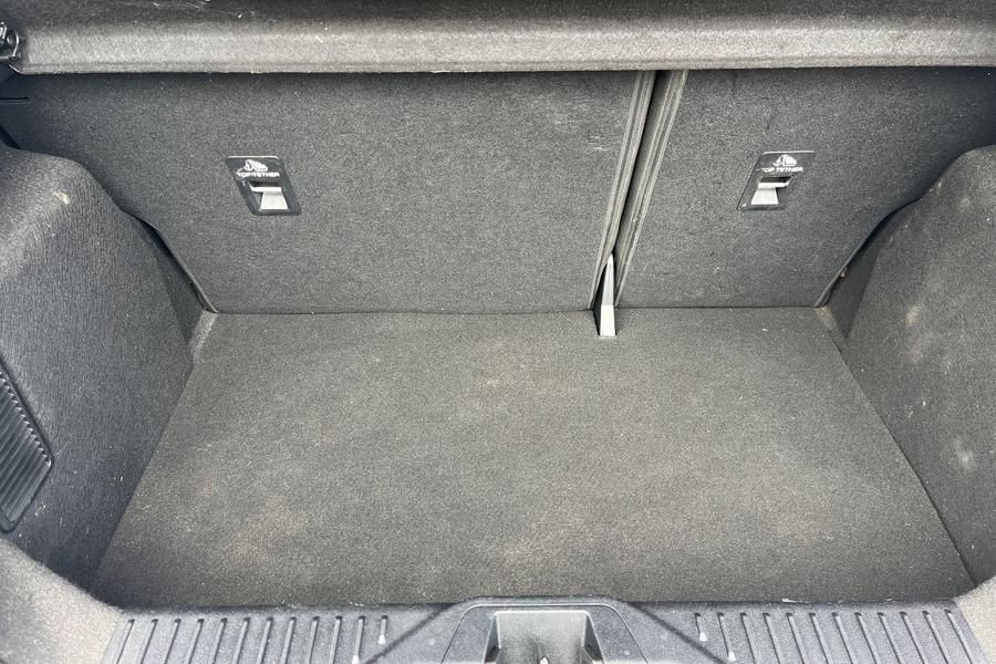 Ford Fiesta Photo autoimg-c4b55dce44629870a9666c5bd1ad70e74cce7b9e.jpg