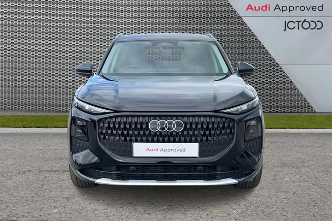 AUDI Q3 Photo 8