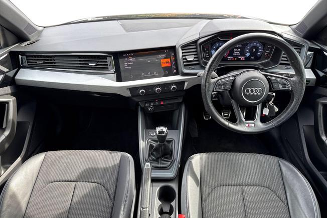 AUDI A1 Photo 10