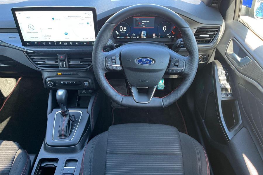 Ford FOCUS Photo autoimg-c4beab8dfcc65f03fe704b8c4d6bb93ba572f62d.jpg