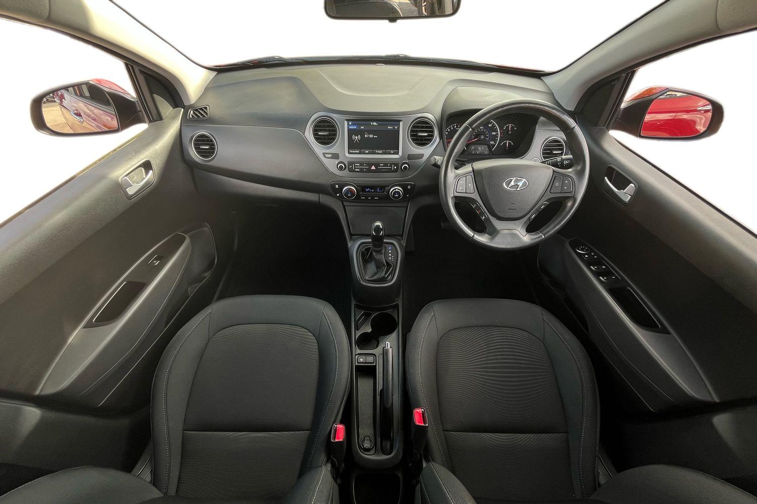 Hyundai i10 Photo 9
