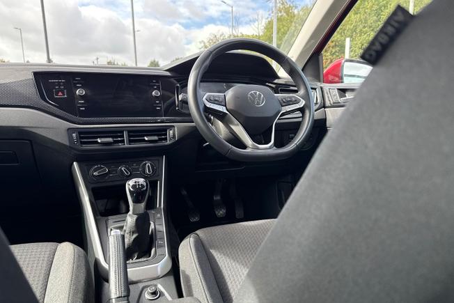 VOLKSWAGEN Polo Photo 37