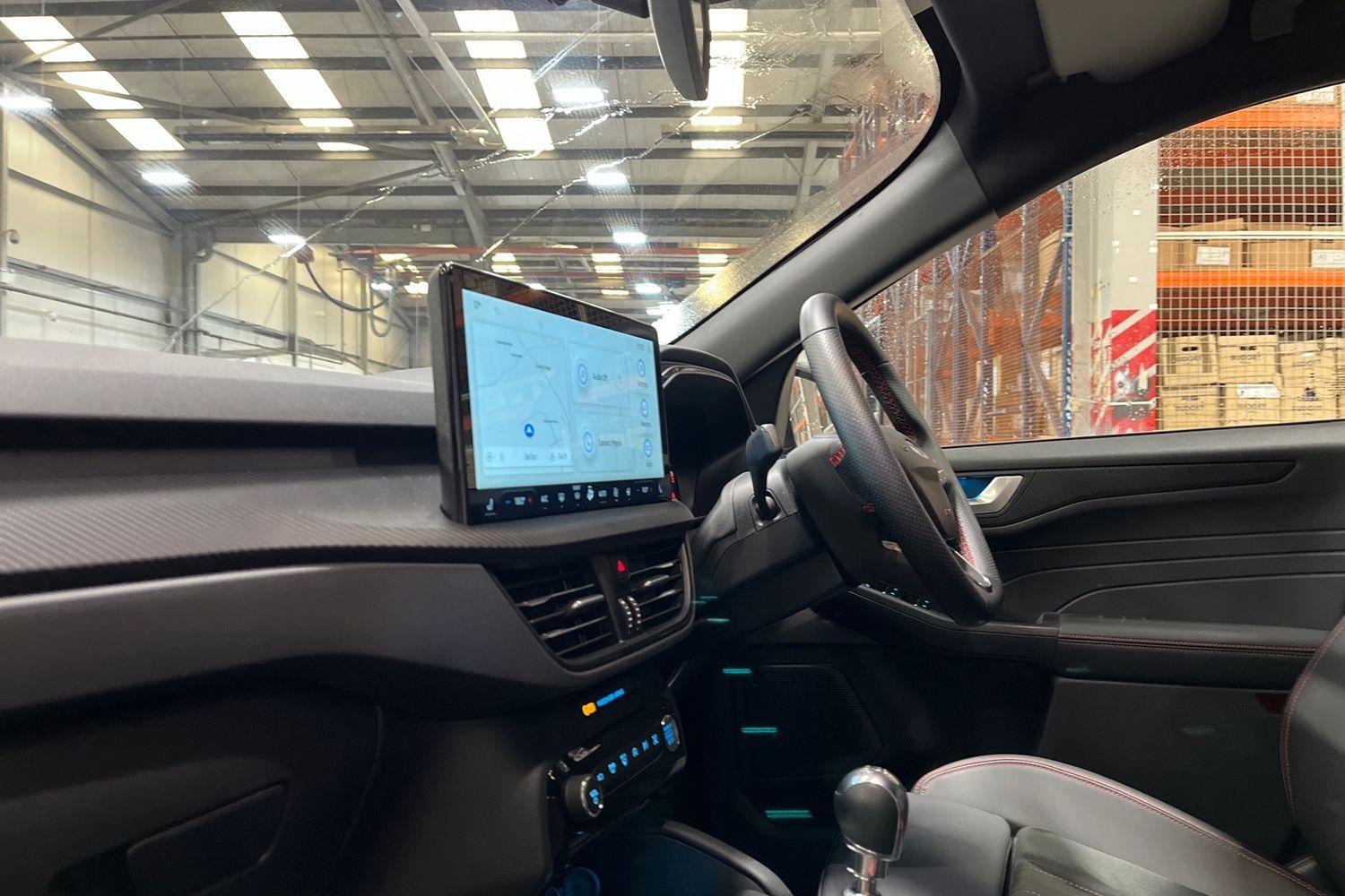 Ford KUGA Photo 17