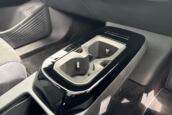 Volkswagen Id.5 Photo 25