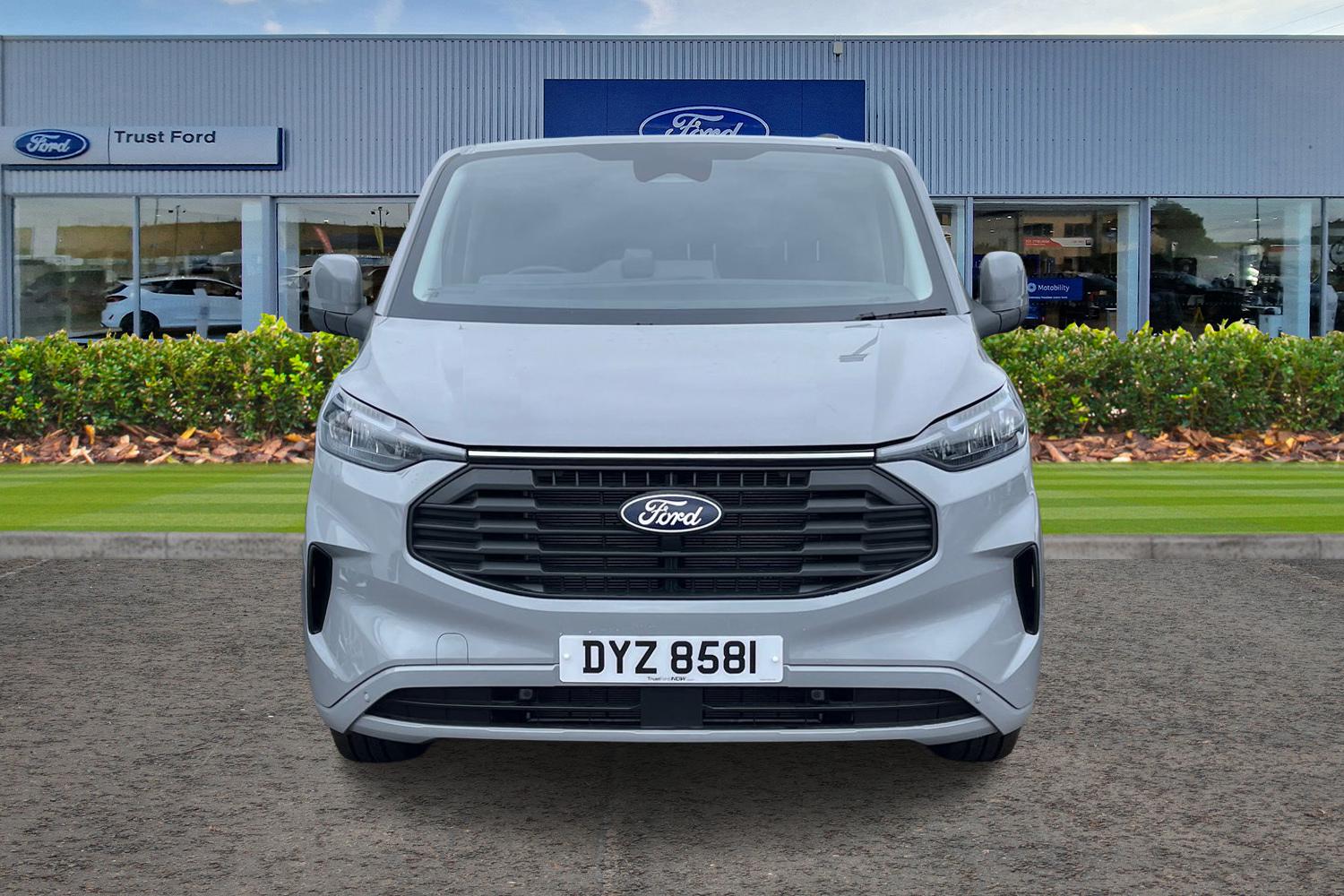 Ford TRANSIT CUSTOM Photo 11