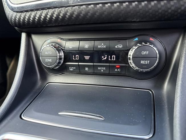 MERCEDES-BENZ A Class Photo 31