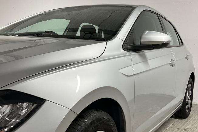 VOLKSWAGEN Polo Photo 36