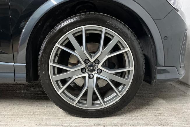 AUDI Q3 Photo 5