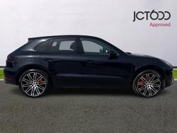 PORSCHE Macan Photo 4