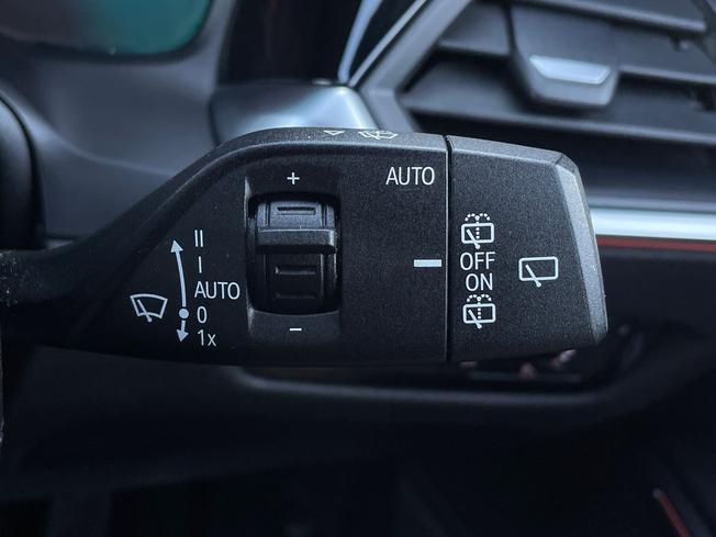 BMW 3 Series Photo 38