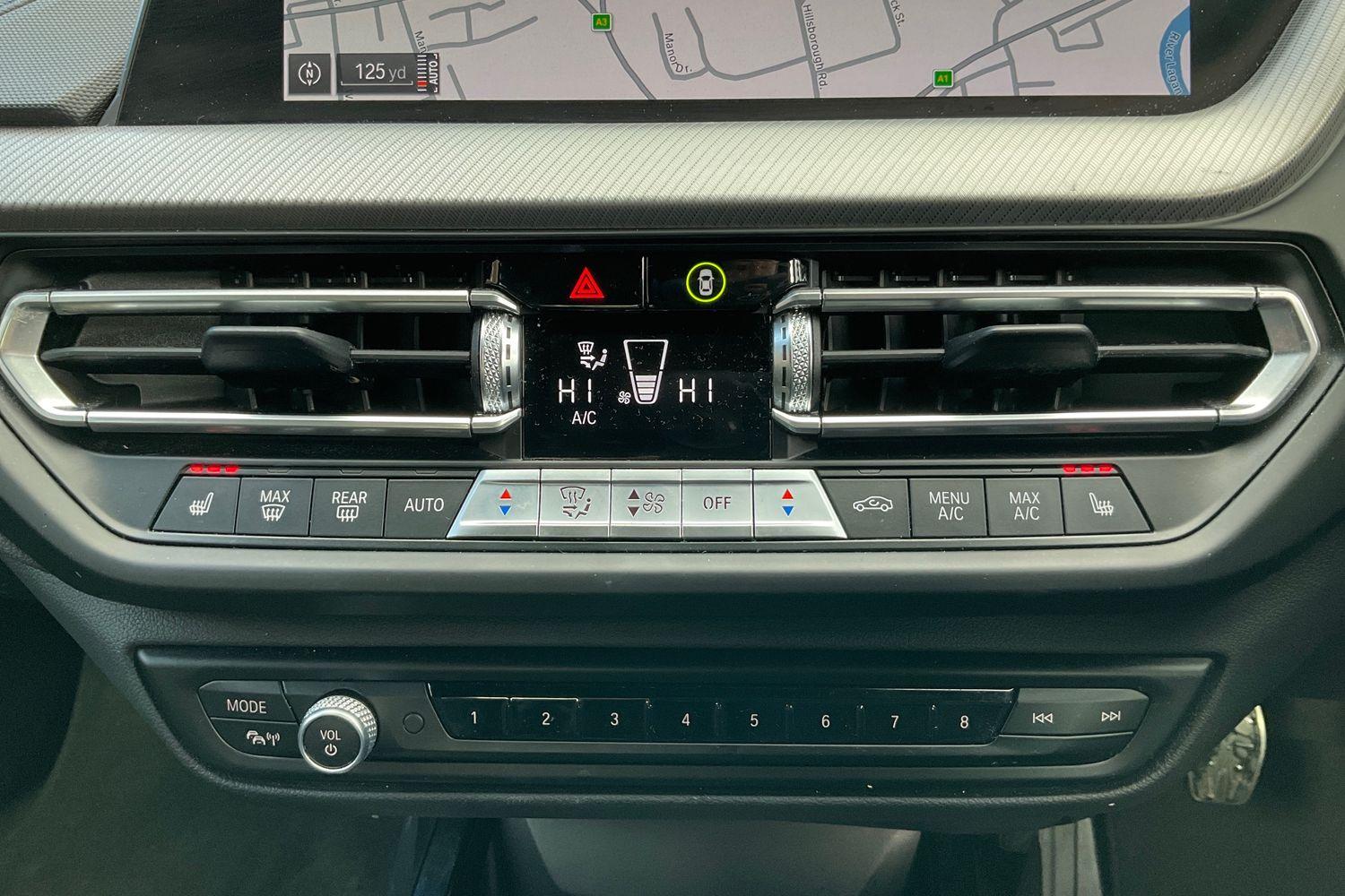 BMW 2 SERIES Photo 25