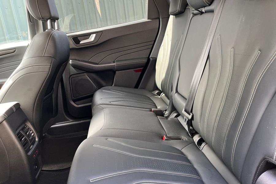 Ford Kuga Photo autoimg-c4d42fdff72f4ac044d53849bbdf11cb33f0b9c5.jpg