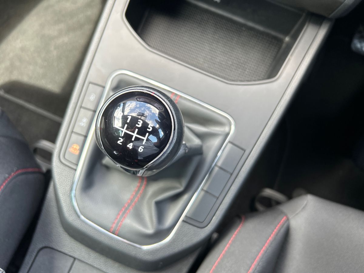 SEAT Ibiza Photo 12