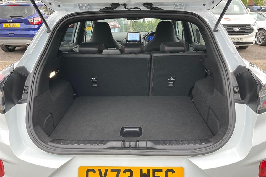 Ford PUMA Photo autoimg-c4d6b5742235de5b556283df4c2636b312d6f791.jpg