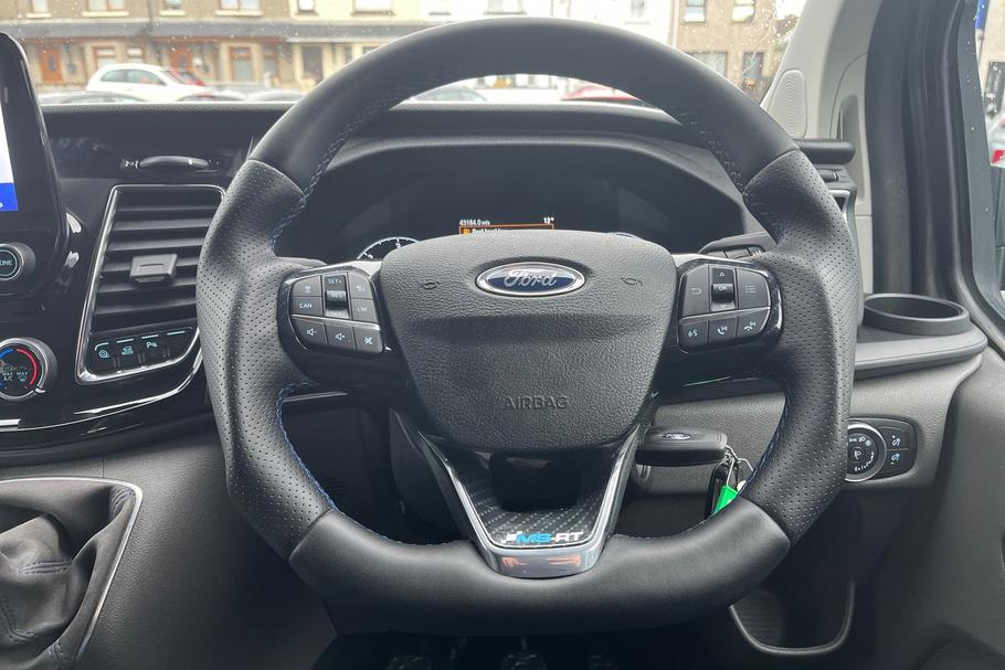 Used FORD TRANSIT CUSTOM YL23CZA 23
