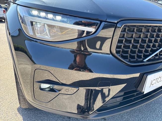 VOLVO Xc40 Photo 32