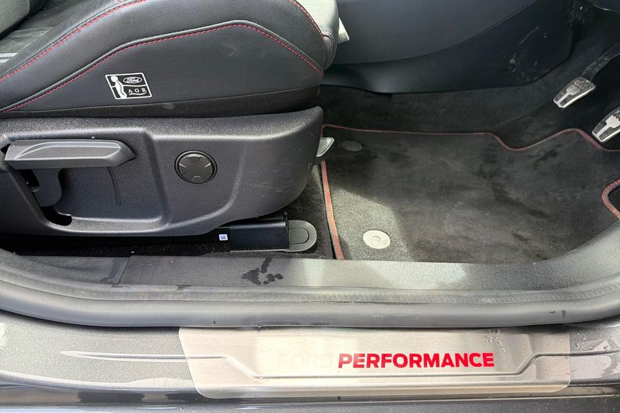 Ford FIESTA Photo autoimg-c4dcd0e80938bb2d008b4ba6b2cf4b1966793d1b.jpg