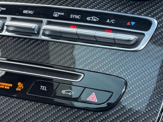 Mercedes-Benz GLC Photo 49