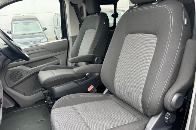 VOLKSWAGEN e-Transporter Photo 32