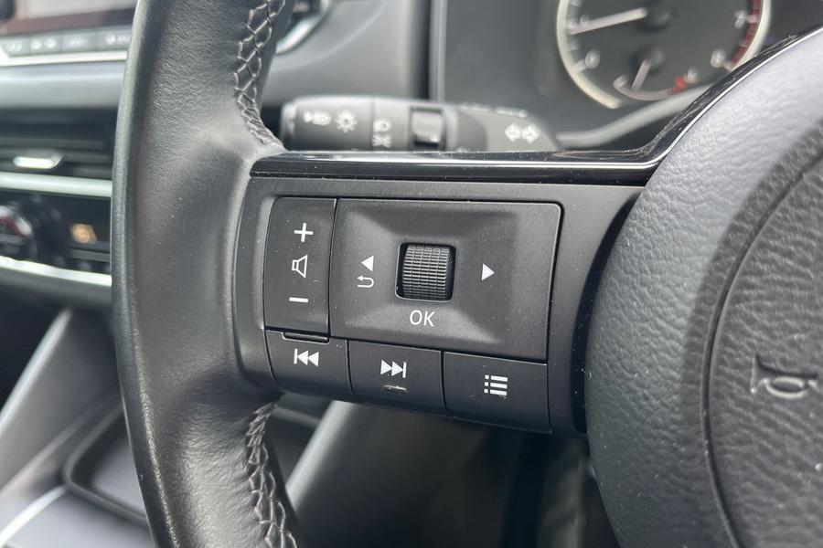 Nissan QASHQAI Photo autoimg-c4dfbfb9247fcba12fdbe223f7b6360ec8455cd2.jpg