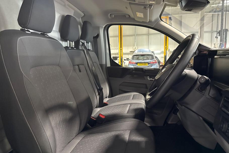 Used Ford E-TRANSIT CUSTOM WR75HZD 23