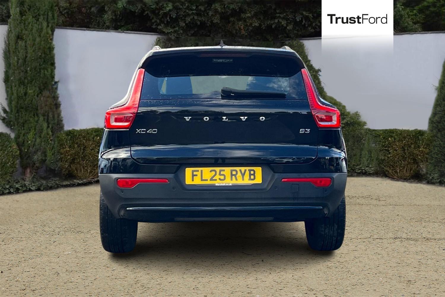 Volvo XC40 Photo 6
