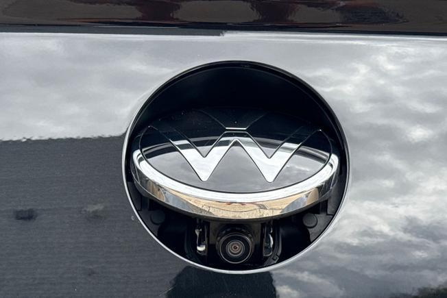 VOLKSWAGEN T-Roc Photo 29