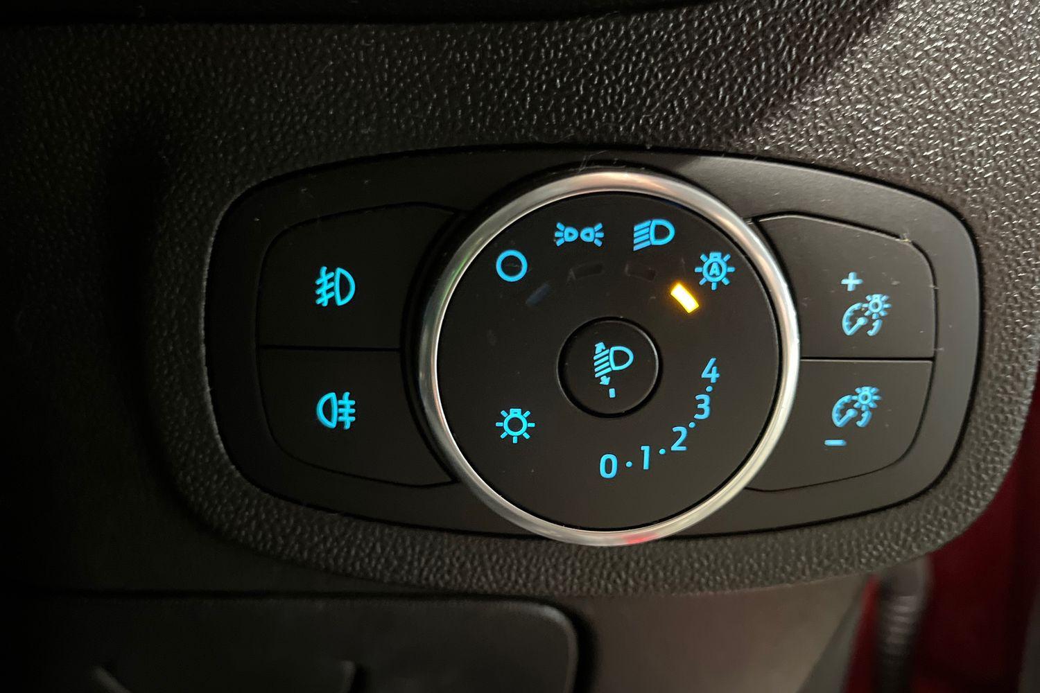 Ford FIESTA Photo 23