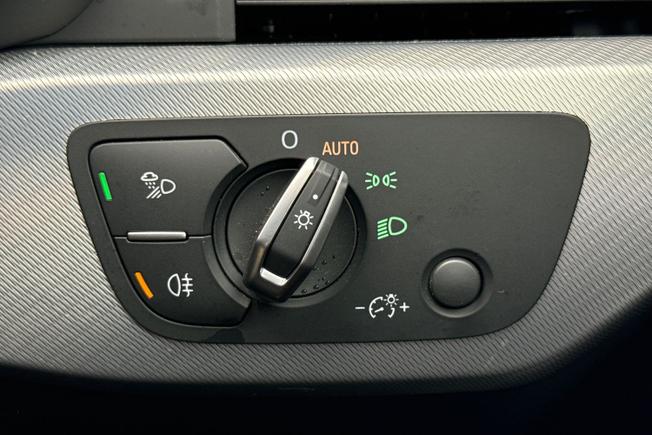 AUDI A4 Photo 50