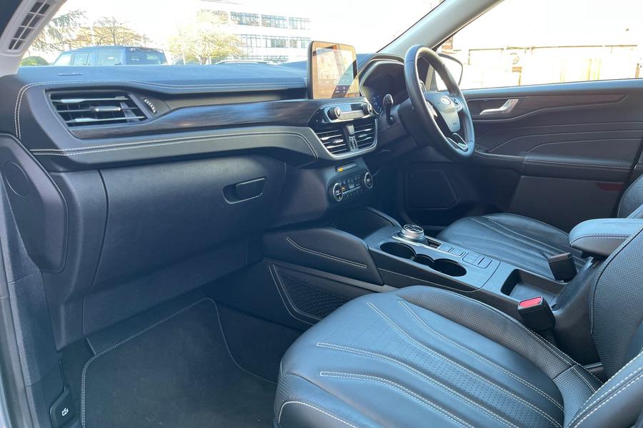 Ford Kuga Photo autoimg-c4f68bd6328e21bc5c8fe969332b43ce19330728.jpg