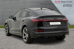 AUDI E-Tron S Photo 3